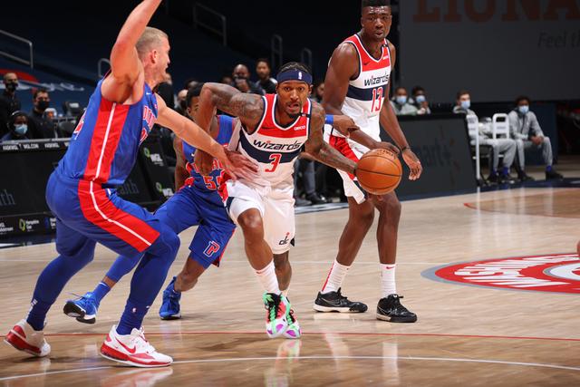 的阵容结构 的阵容结构